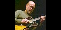 John Scofiled a Millenáris Parkban