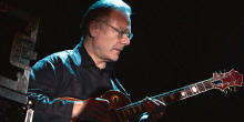 King Crimson - Robert Fripp írja a Windows Vista zenéjét