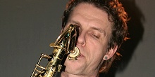 Másfél, Jazzékiel