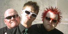Toy Dolls (UK) Zöld Pardonban