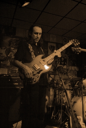 The Michael Landau Group és Gary Novak a Take Five-ban