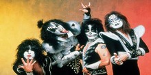 Új lemezt készítene a KISS