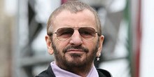 McCartney kiállt Ringo Starr mellett