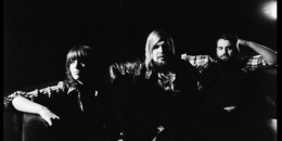 Band Of Skulls – Baby Darling Doll Face Honey