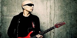 Joe Satriani a Sportarénában