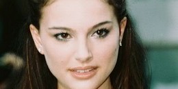 Irult-pirult szegény Natalie Portman