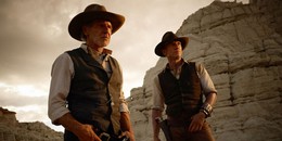 Harrison Ford tök normális, viszont folyton röpköd