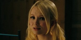 Álomháború Emily Browning hangjával
