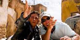 Kényelmetlen volt a csók a Transformers 3 forgatásán