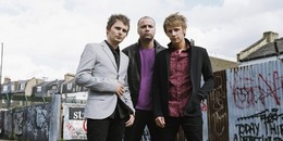 Muse: adomány szülővárosuk egyetemének