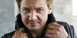 Bourne megbénítja Manilát