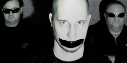 Larry Hangman: Aszteroida - hallgasd meg itt!