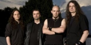 Blind Guardian: pihenő következik