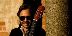 Al Di Meola magyar dobossal érkezik Székesfehérvárra a FEZEN nulladik napján