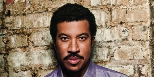 Elmarad a Lionel Richie koncert