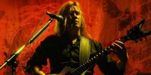 Első koncertje előtt bomlik a Tate-féle Queensryche