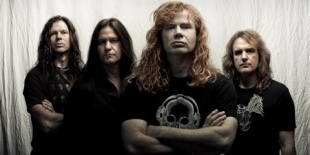 Megadeth: szakítás a Roadrunner-rel