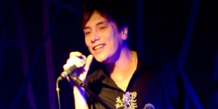 Mr. Big hangja Eric Martin, akusztikus koncertet ad