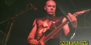 A korábbi God Forbid gitáros basszusozik az Unearth-ben