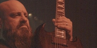Down: Kirk Windstein kilépett