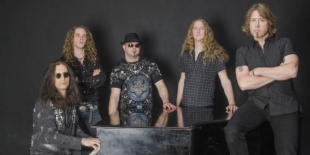 Royal Hunt, Cludscape: csütörtökön koncert az A38-on!