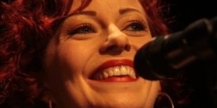 ANNEKE VAN GIERSBERGEN