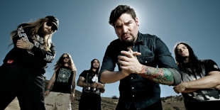 Decemberben Suicide Silence