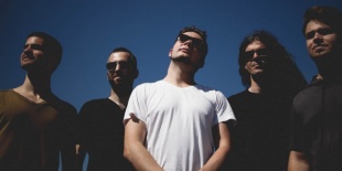 Klippremier   Hope Red