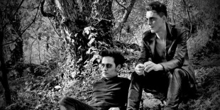 Dark/gothic est - Török dúlás és gyógyító pornográfia a Rohamban