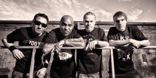 25 éves Dog Eat Dog a KVLTban