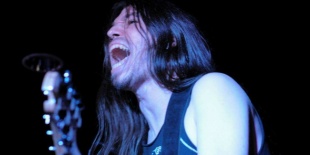 Salvus: új gitáros