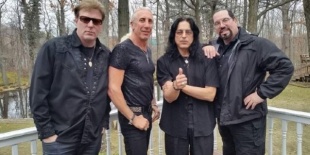 Twisted Sister: Mike Portnoy-jal fognak játszani
