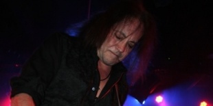 Red Dragon Cartel: énekesek jönnek-mennek