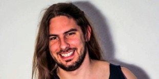 A Wisdom gitárosa az Alestorm-mal turnézik, hozzájuk pedig ex-Battle Beast tag csatlakozott