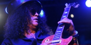 Megtörtént: kibékült Slash és Axl Rose
