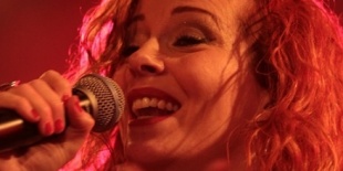 ANNEKE VAN GIERSBERGEN - THE GENTLE STORM