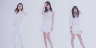 Tricot (J), Fresh Out Of The Bus (SK) - Liveurope