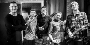 Aranylemez lett a Parkway Drive első két albuma