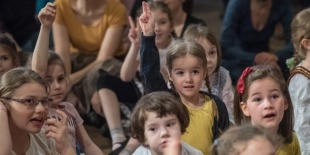Pünkösdi Királyság - Zenés-táncos családi rendezvény a Tabánban