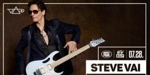 Gitárvarázslat Steve Vai kezéből