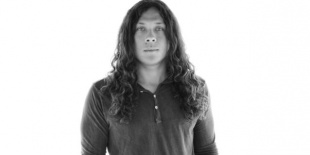 A gitáros szerint az As I Lay Dying énekese még mindig áldozatnak látja magát