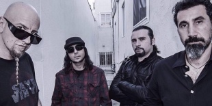 Nova Rockon a System Of A Down