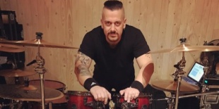 Ismét dobost váltott a Budapestre érkező Hammerfall