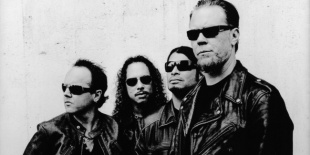 Metallica: Hetfield-et eltiltották az énekléstől