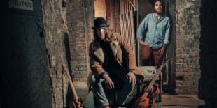 Egy este a blues jegyében - Voodoo Papa Duo és Louisiana Double az Ellátóházban