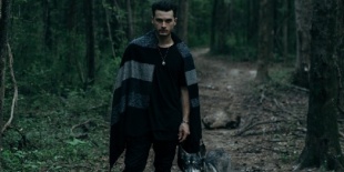 A Dürer Kertben játszik a Vámpírnaplók sztárja Michael Malarkey