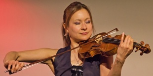 Arabella Steinbacher és Erich Korngold Budapesti Fesztiválzenekarral