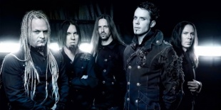Újra Budapesten a Kamelot