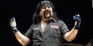 Vinnie Paul: valószínűleg színinfarktus közben halt meg, álmában