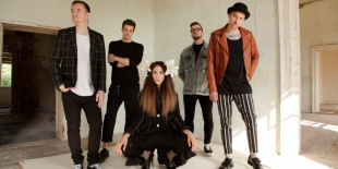 Megzenésített versek és kórussal kiegészült dalok a  Magashegyi Underground szimfonikus koncert új műsorral
